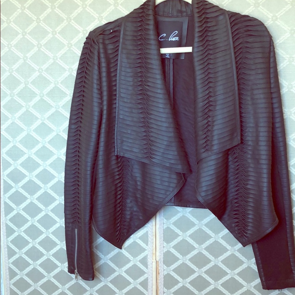 Trendy textured black jacket